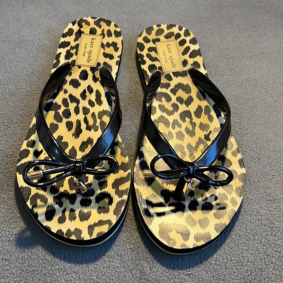 Kate Spade FLIP-FLOPS Cheetah Print Super Cute Size 6 - Picture 3 of 6